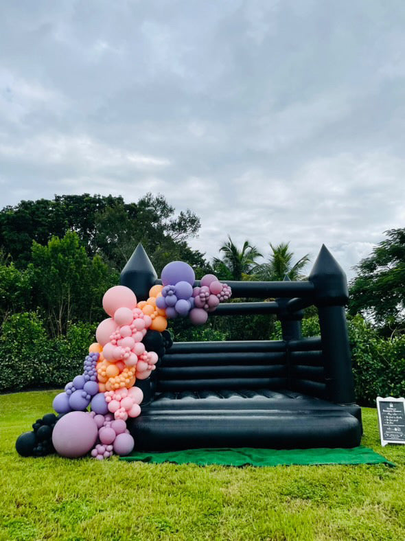 Black Bounce House | 13x13ft | All ages