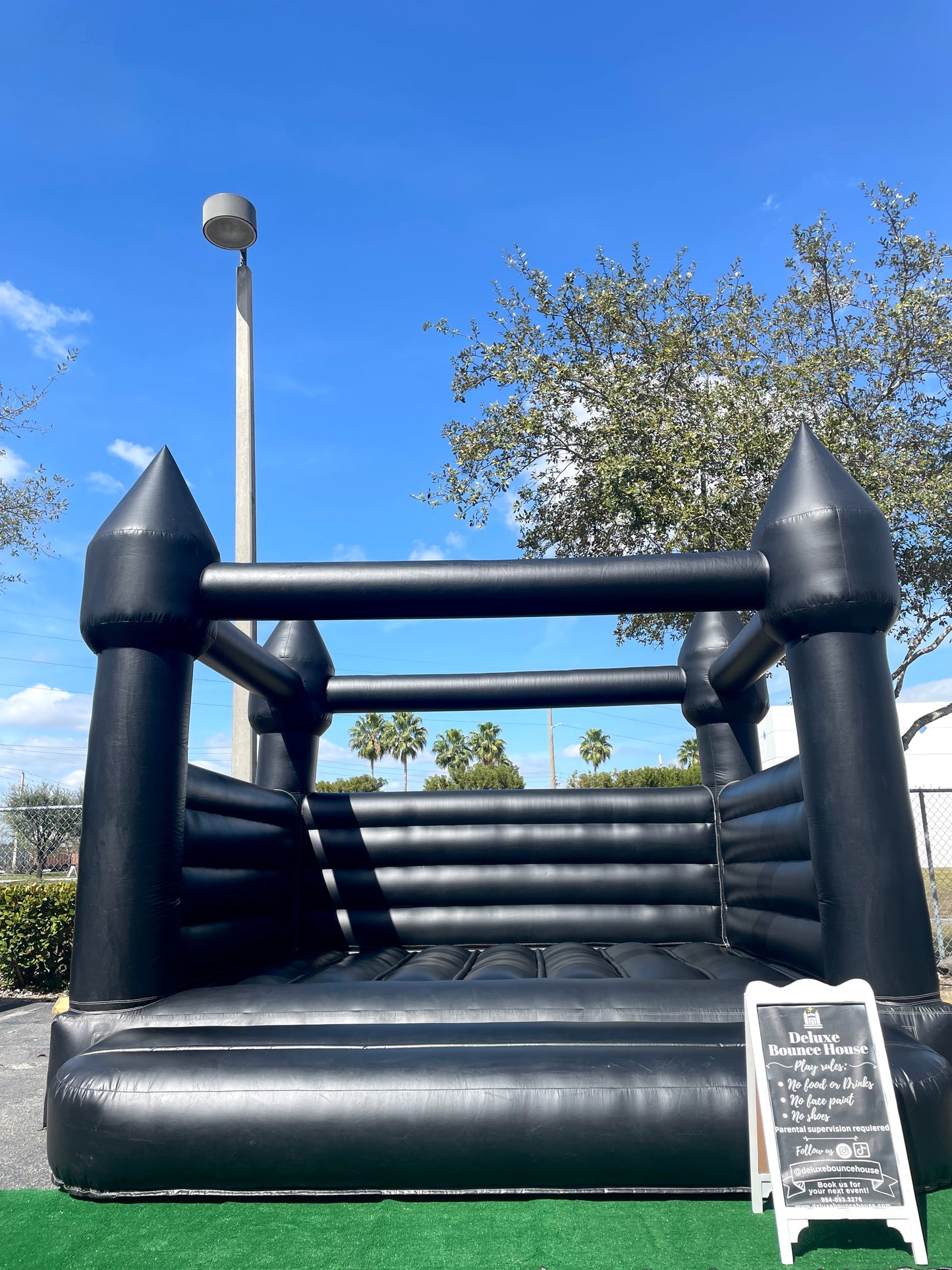 Black Bounce House | 13x13ft | All ages