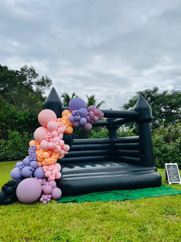 Black Bounce House | 13x13ft | All ages