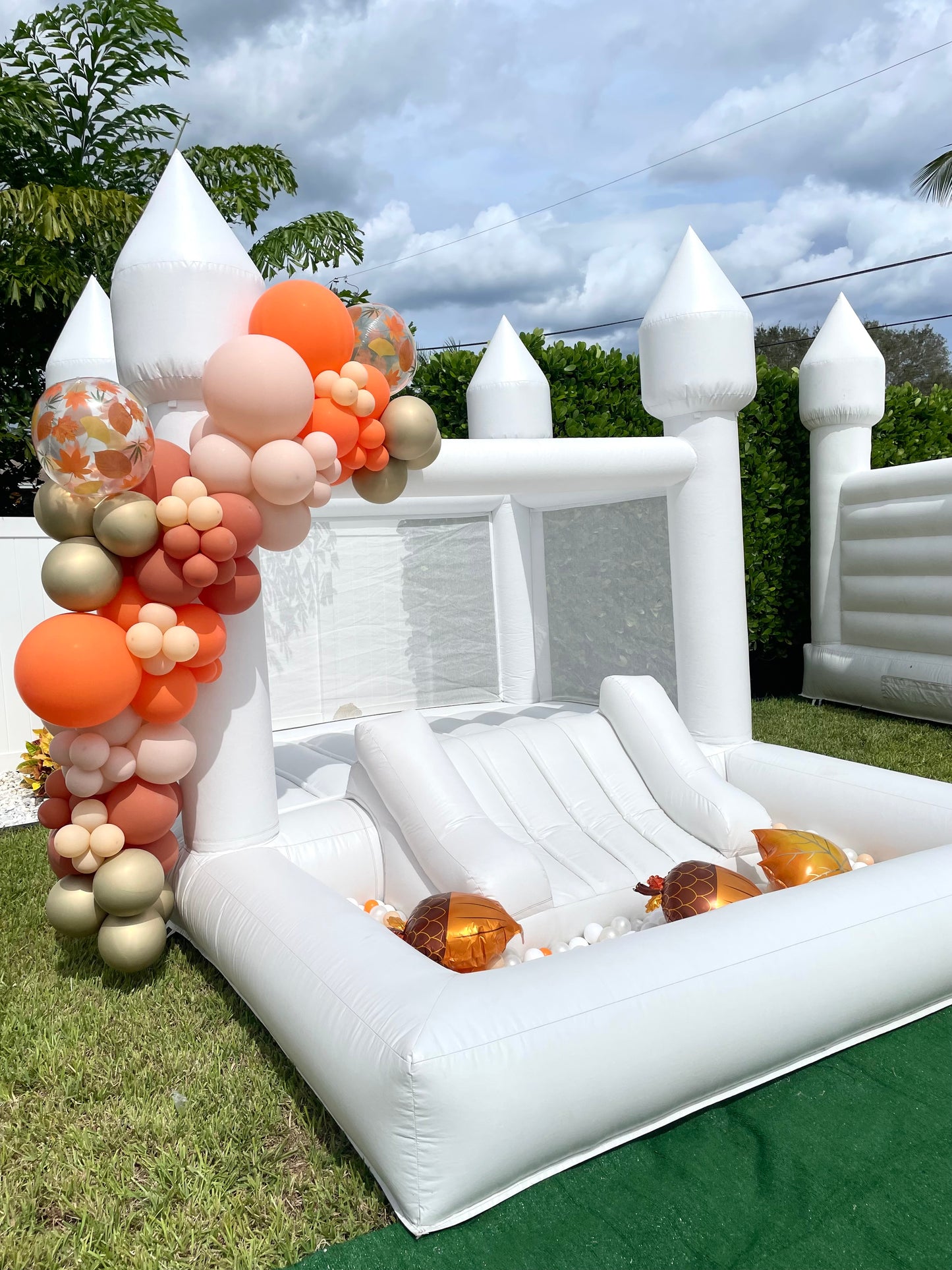 White Bounce House with Ball Pit attached | 10x13ft | For kids up to 10 years