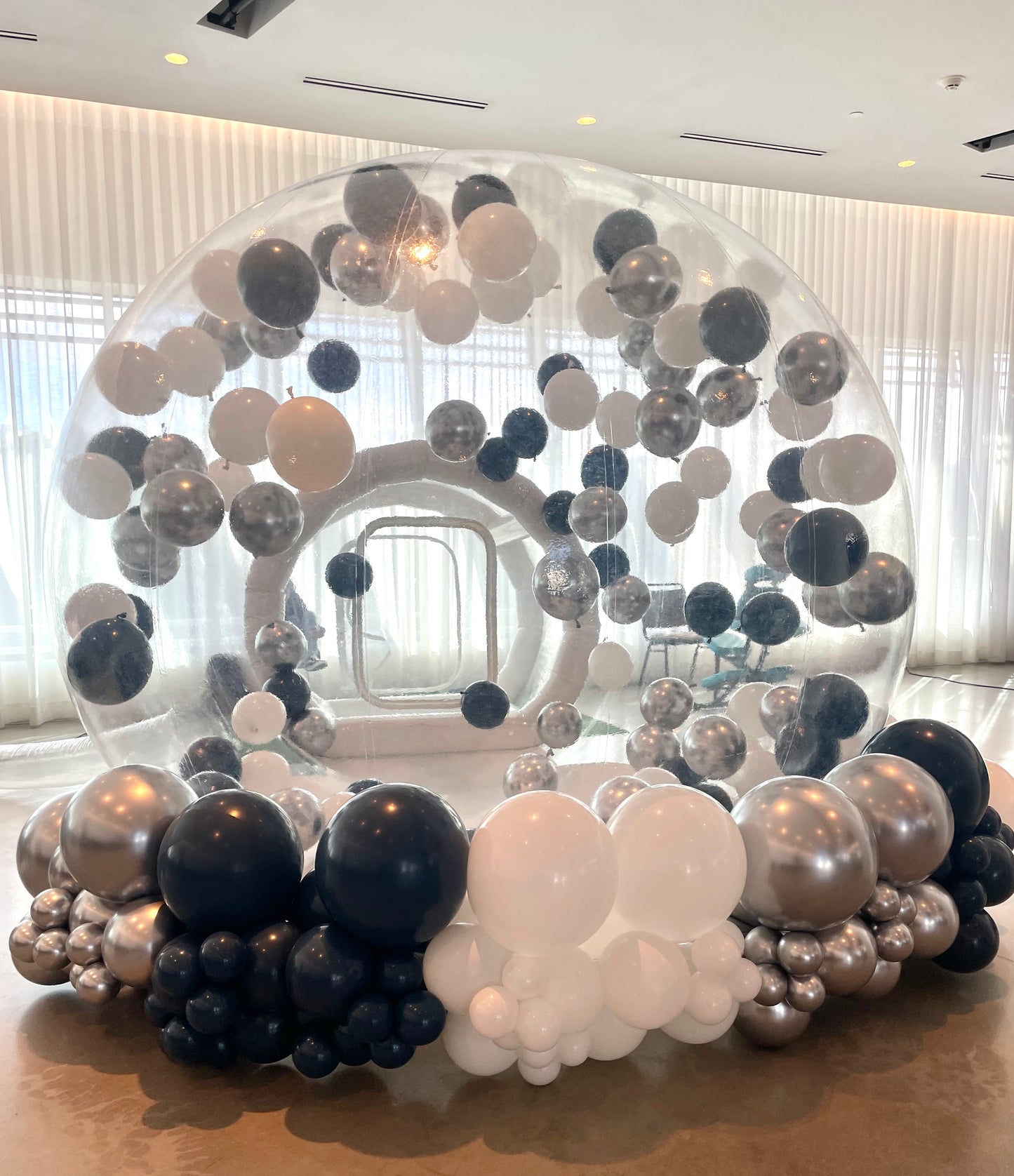 Bubble House | 10x16ft | All ages