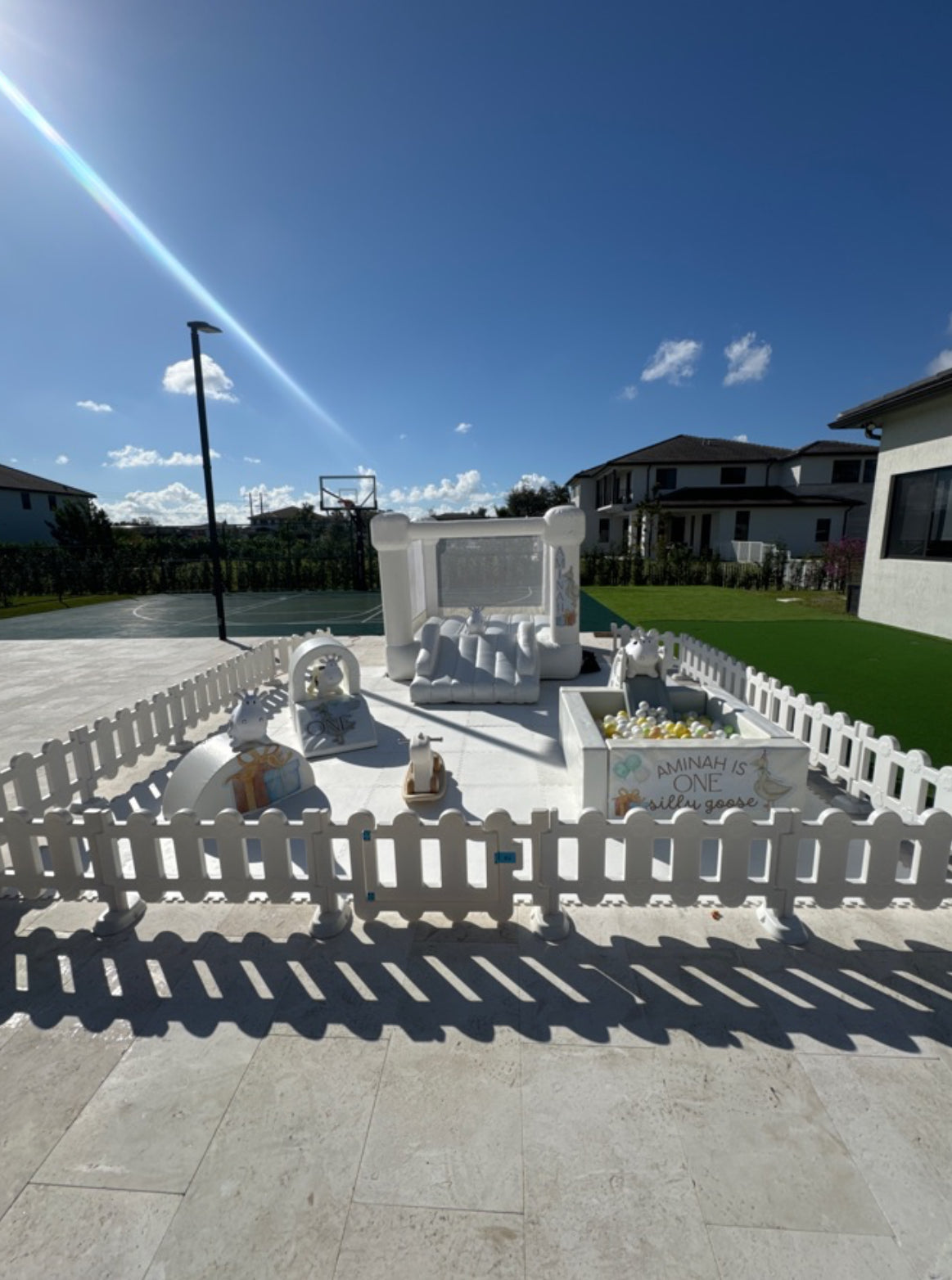 Luxury Soft Play | All White | Play area 18x25ft