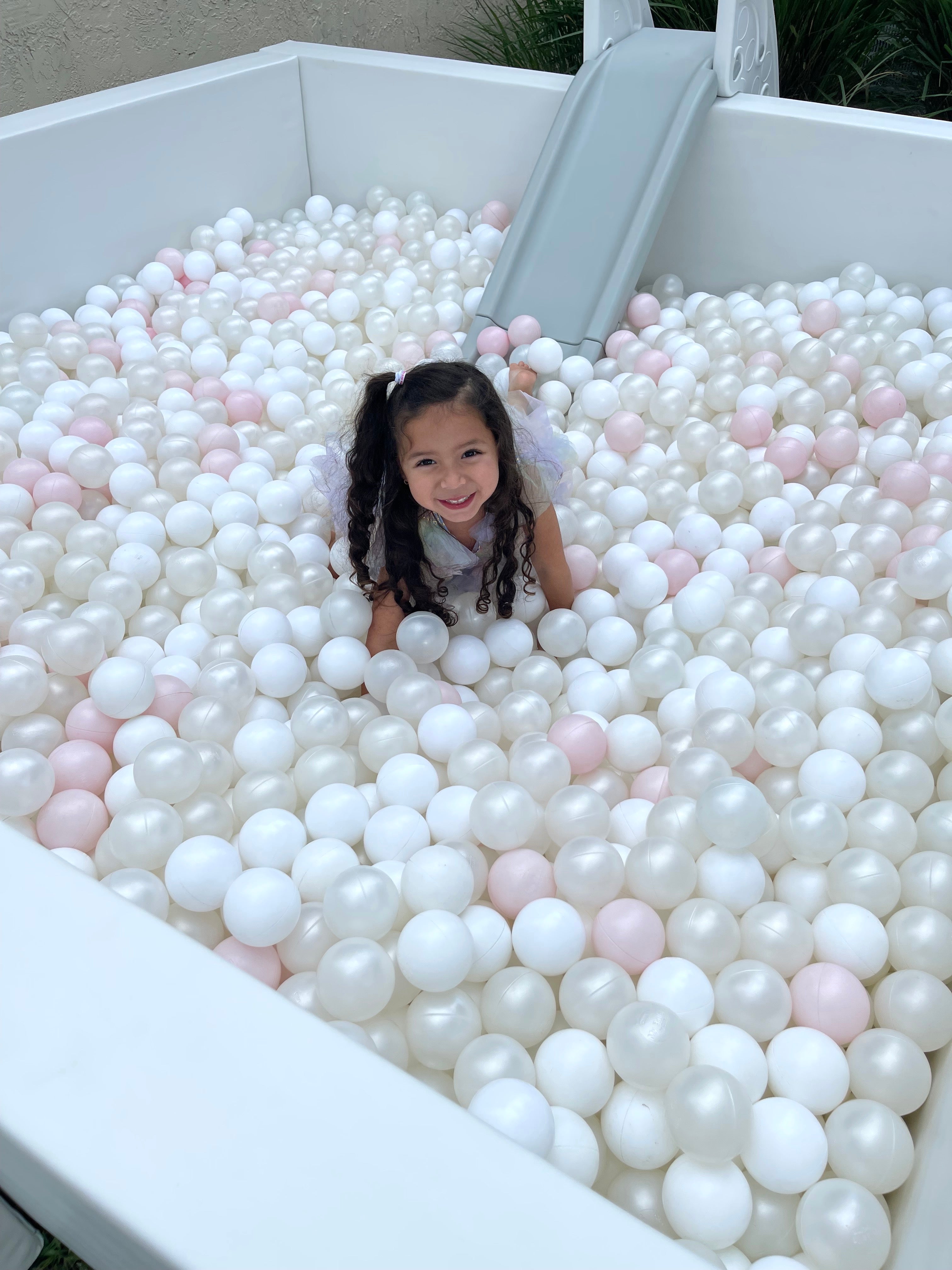 Ball Pit 8x8ft / FREE DELIVERY MIAMI & BROWARD Deluxe Bounce House