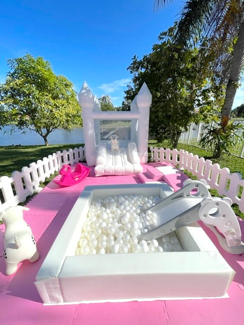 Basic Soft Play White & Pink
